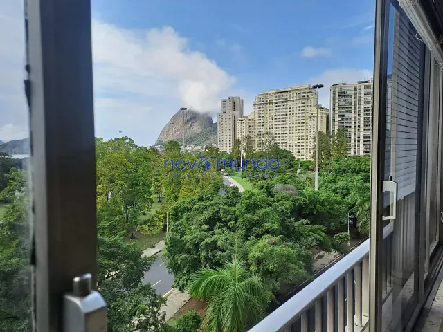 Apartamento com 545m² 4 quartos e 5 banheiros, à venda, no bairro Flamengo em Rio de Janeiro