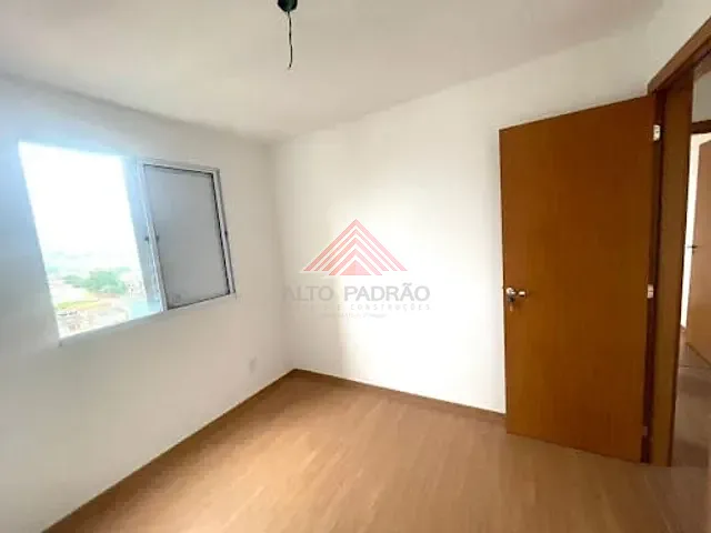 Apartamento com 44m² 2 quartos e 1 banheiro, à venda, no bairro Vila Nossa Senhora das Vitórias em Mauá