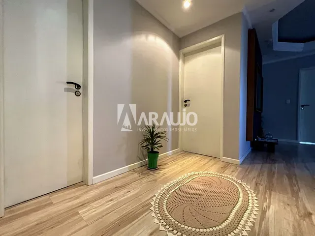 Apartamento com 141m² 3 quartos e 2 banheiros, à venda, no bairro Centro em Itajaí