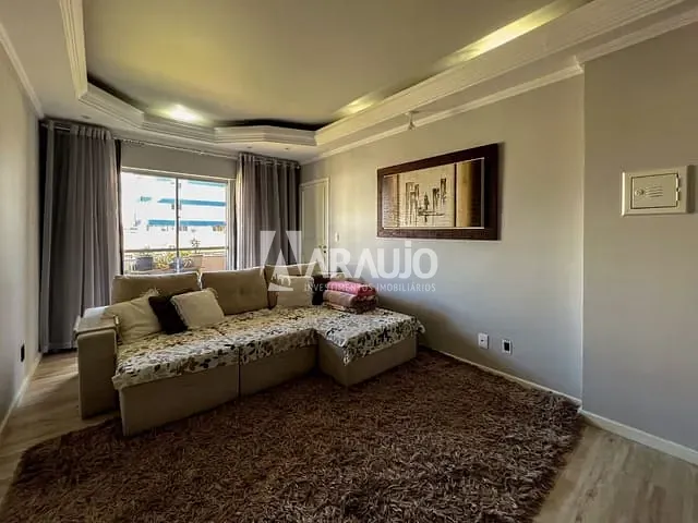 Apartamento com 141m² 3 quartos e 2 banheiros, à venda, no bairro Centro em Itajaí