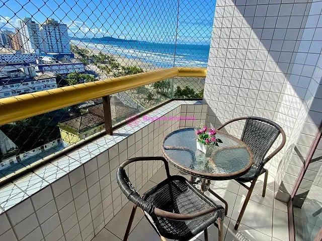 Apartamento com 220m² 3 quartos e 4 banheiros, à venda, no bairro Guilhermina em Praia Grande