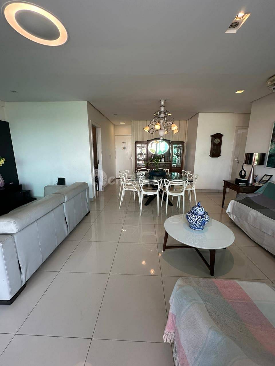 Apartamento, 3 quartos, 184 m² - Foto 2