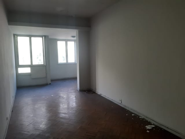 Foto do Apartamento - Apartamento amplo para locação e reforma a fim de deixar com a sua marca para ser seu novo lar no coração de Botafogo | GrupoApi