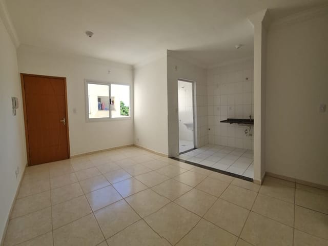 Apartamento 2 quartos e 2 banheiros, à venda, no bairro Jardim Carlota em Pindamonhangaba