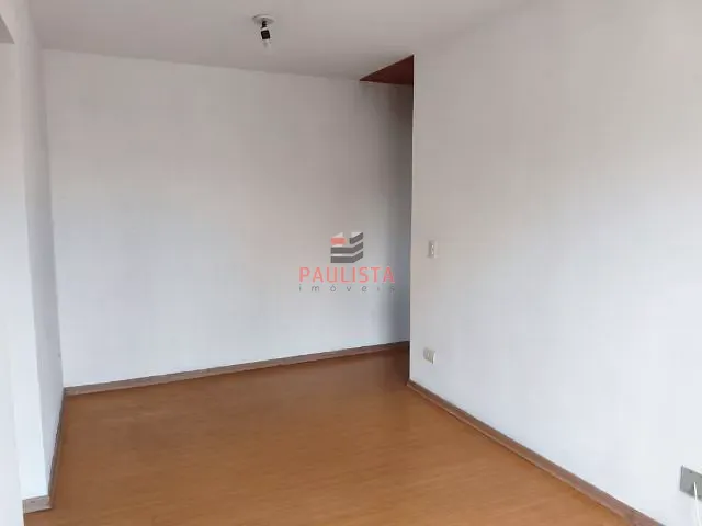 Apartamento 2 quartos e 1 banheiro, para alugar, no bairro Chácara Inglesa  em São Paulo