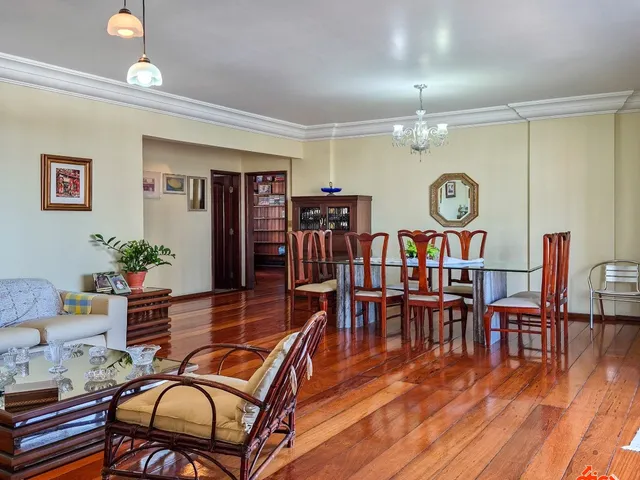 Apartamento com 224m² 3 quartos e 3 banheiros, à venda, no bairro Batista Campos em Belém