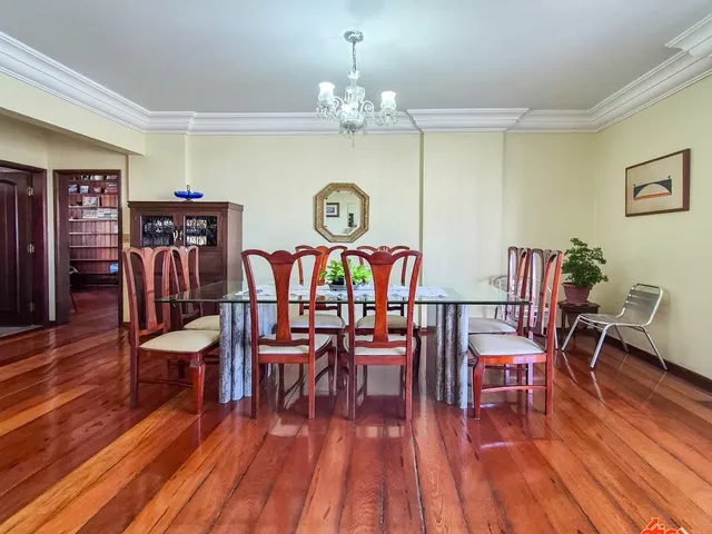 Apartamento com 224m² 3 quartos e 3 banheiros, à venda, no bairro Batista Campos em Belém