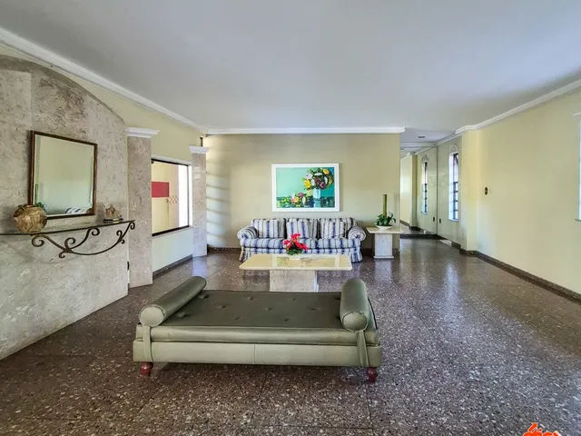 Apartamento com 224m² 3 quartos e 3 banheiros, à venda, no bairro Batista Campos em Belém