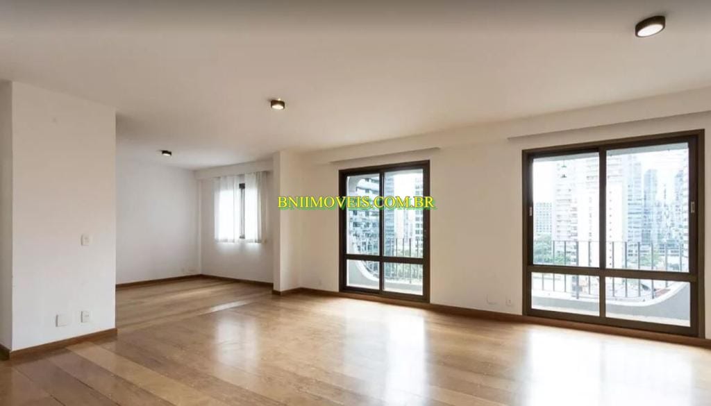 Apartamento, 3 quartos, 132 m² - Foto 1