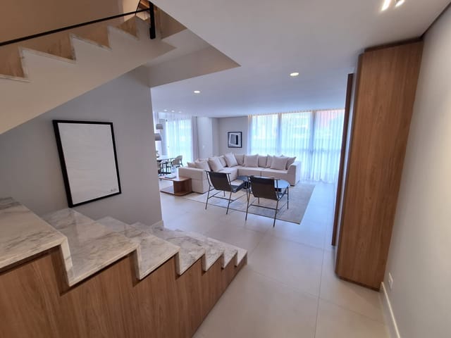 Apartamento com 248m² 2 quartos e 4 banheiros, à venda, no bairro Hugo Lange em Curitiba