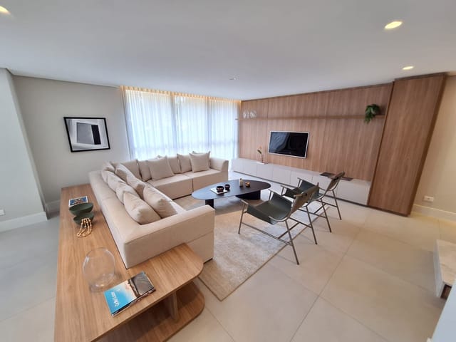 Foto do Apartamento - Hugo Lange, Apartamento Garden Duplex de Luxo, 205 metros privativos, Decorado, 2 suites grandes e 3 vagas. | Imobiliária GreenVille