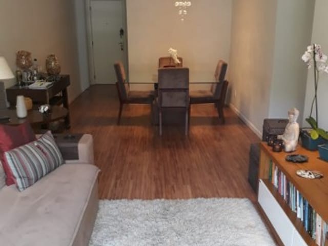 Apartamento 3 quartos e 1 banheiro, à venda, no bairro Retiro em Petrópolis