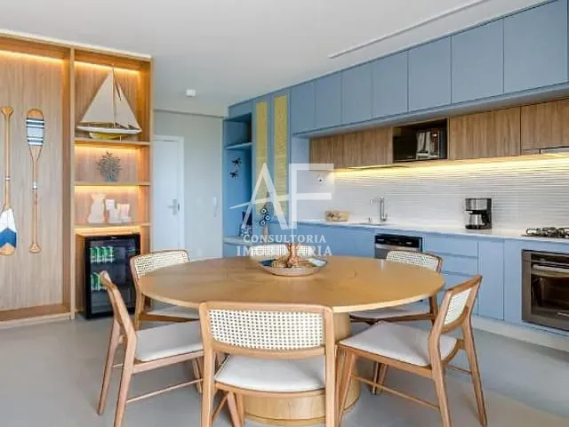 Apartamento com 122m² 3 quartos e 5 banheiros, à venda, no bairro Enseada em Ubatuba