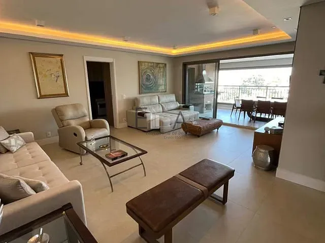 Apartamento com 161m² 3 quartos e 5 banheiros, para alugar, no bairro Vila Clementino em São Paulo