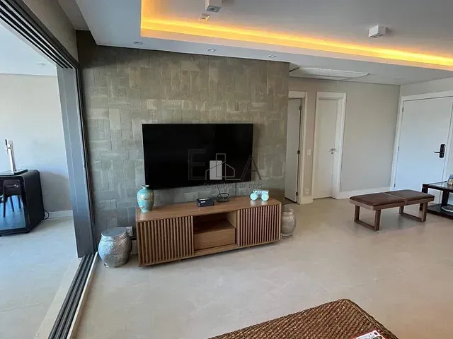 Apartamento com 161m² 3 quartos e 5 banheiros, para alugar, no bairro Vila Clementino em São Paulo