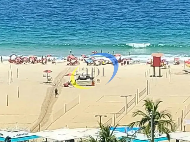 Apartamento com 327m² 4 quartos e 2 banheiros, à venda, no bairro Copacabana em Rio de Janeiro