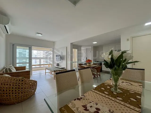 Apartamento 3 quartos e 2 banheiros, à venda, no bairro Pitangueiras em Guarujá