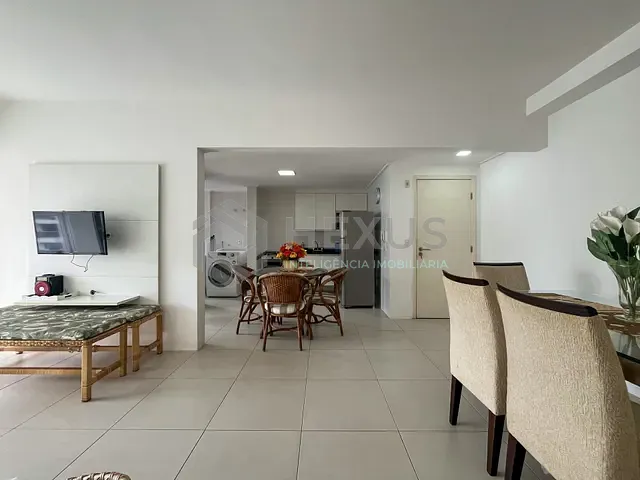 Apartamento 3 quartos e 2 banheiros, à venda, no bairro Pitangueiras em Guarujá