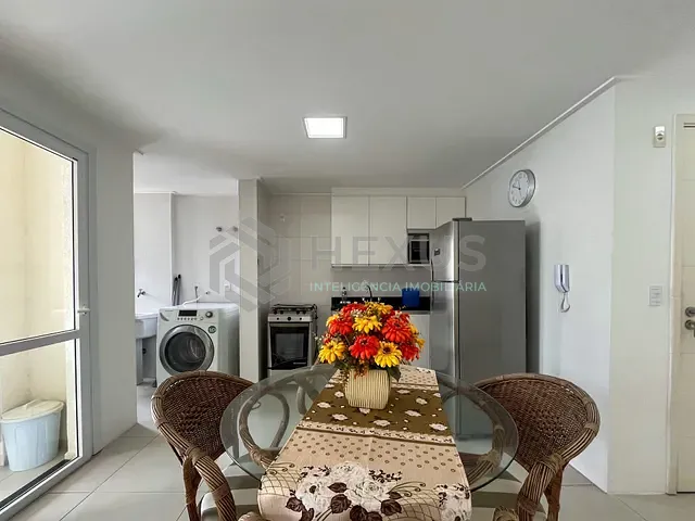 Apartamento 3 quartos e 2 banheiros, à venda, no bairro Pitangueiras em Guarujá