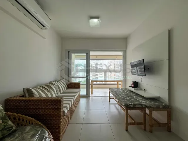Apartamento 3 quartos e 2 banheiros, à venda, no bairro Pitangueiras em Guarujá
