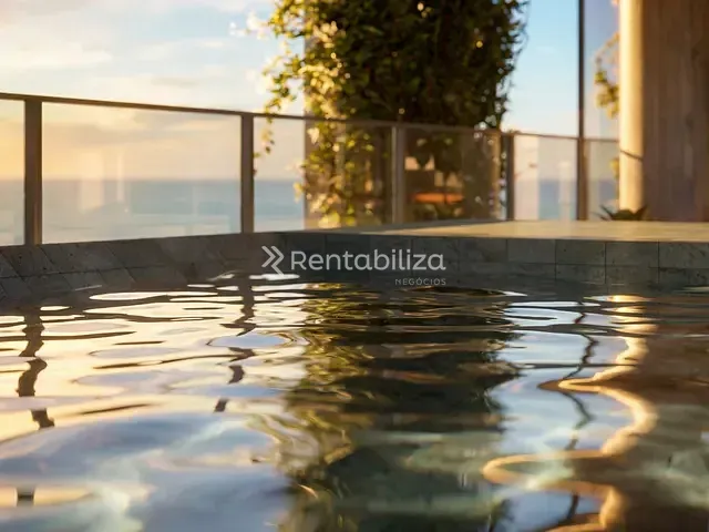 Apartamento com 260m² 4 quartos e 5 banheiros, à venda, no bairro Meia Praia em Itapema