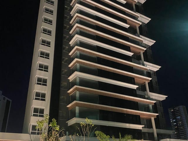 Apartamento 3 quartos e 3 banheiros, à venda, no bairro Royal Park em Campo Grande