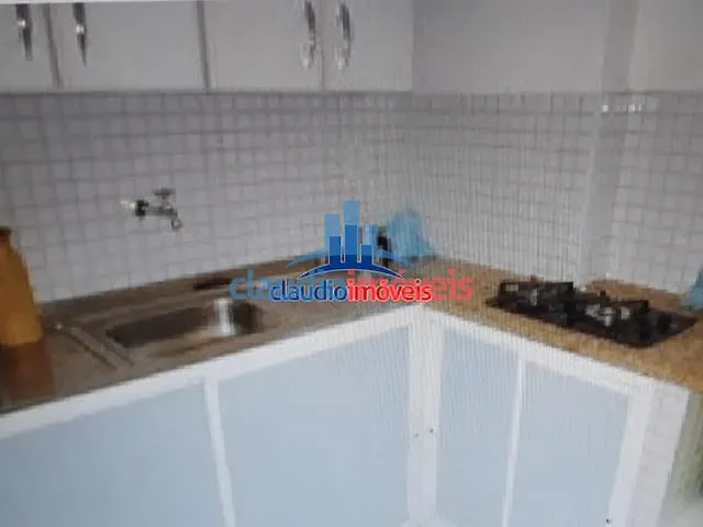 Apartamento 1 quarto e 1 banheiro, para alugar, no bairro Copacabana em Rio de Janeiro