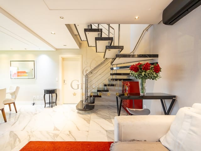 Foto do Apartamento - Juvevê, Cobertura Duplex, ensolarada, espaço gourmet com churrasqueira, vista definida e 4 vagas. | Imobiliária GreenVille