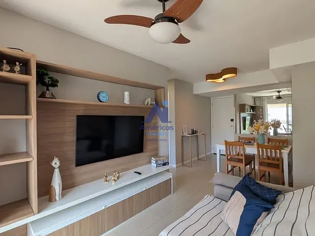 Apartamento com 65m² 2 quartos e 2 banheiros, à venda ou para alugar, no bairro Recreio dos Bandeirantes em Rio de Janeiro