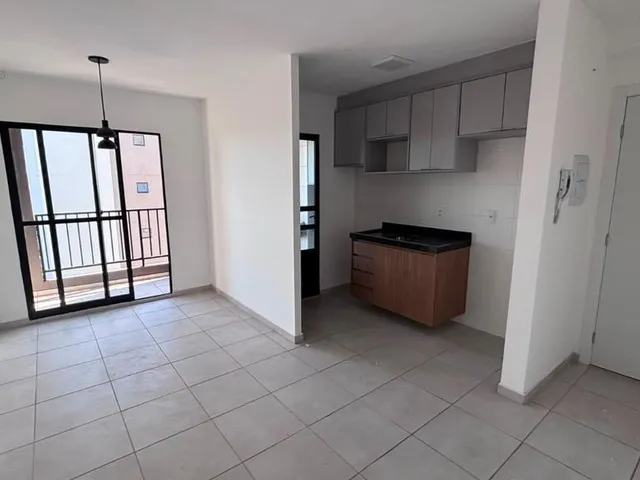 Apartamento com 57m² 3 quartos e 1 banheiro, à venda, no bairro Olímpico em Londrina