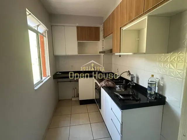 Apartamento 2 quartos e 2 banheiros, à venda, no bairro Três Poços em Volta Redonda