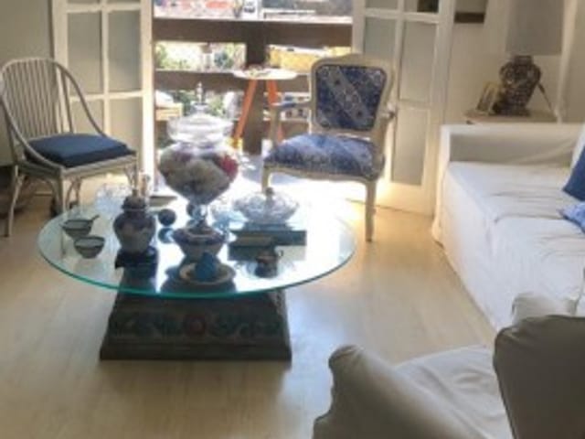 Apartamento à venda, no bairro Bingen em Petrópolis