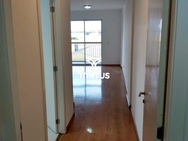 Apartamento 3 quartos e 2 banheiros, para alugar, no bairro Rebouças em Curitiba