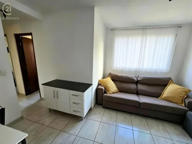 Apartamento com 55m² 2 quartos e 1 banheiro, à venda, no bairro Antares em Londrina