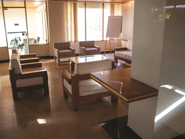 Foto do Apartamento - Ed. Diplomata -  Apartamento para locação por R$ 3.500,00. Centro, Londrina, PR | Premier Imóveis