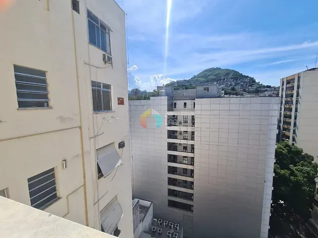Apartamento com 37m² 1 quarto e 1 banheiro, à venda, no bairro Catete em Rio de Janeiro