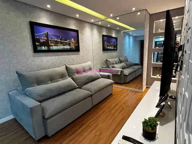 Apartamento 3 quartos e 2 banheiros, à venda, no bairro Vila Scarpelli em Santo André