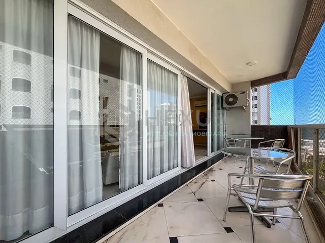 Apartamento 3 quartos e 5 banheiros, à venda, no bairro Pitangueiras em Guarujá