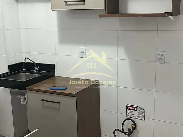 Apartamento 2 quartos e 1 banheiro, à venda, no bairro Glória em Várzea Grande