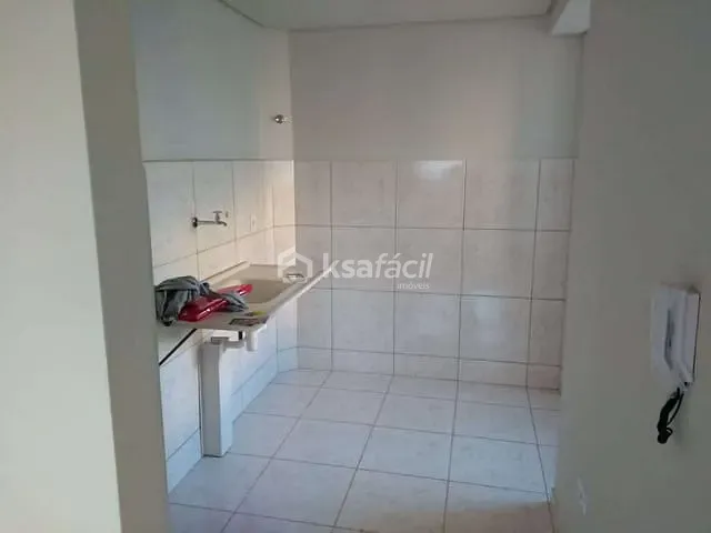 Apartamento 2 quartos e 1 banheiro, à venda, no bairro Jardim Batistão em Campo Grande