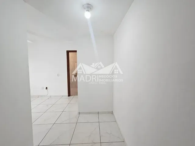 Apartamento 3 quartos e 1 banheiro, para alugar, no bairro Caminho Novo em Palhoça