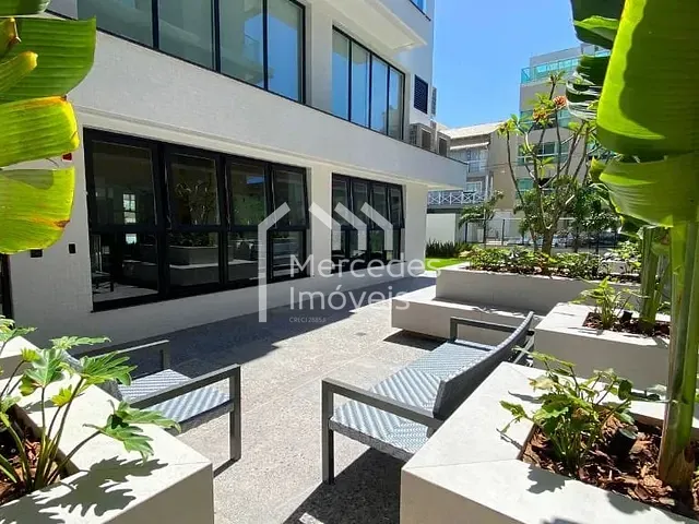 Apartamento com 327m² 4 quartos e 5 banheiros, à venda, no bairro Praia Brava em Itajaí