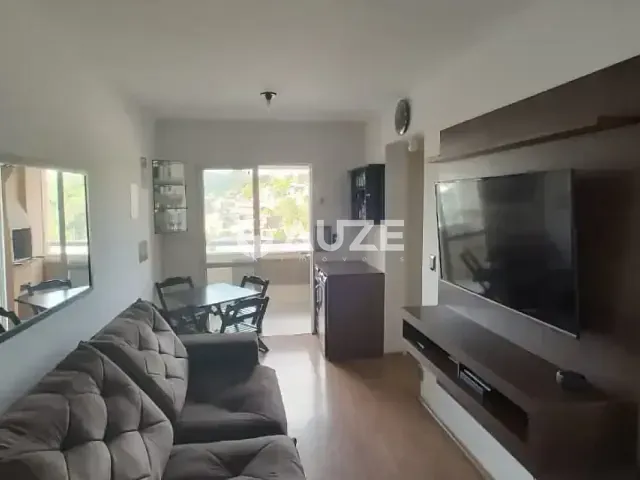 Apartamento com 65m² 2 quartos e 1 banheiro, à venda, no bairro Santa Cândida em Curitiba