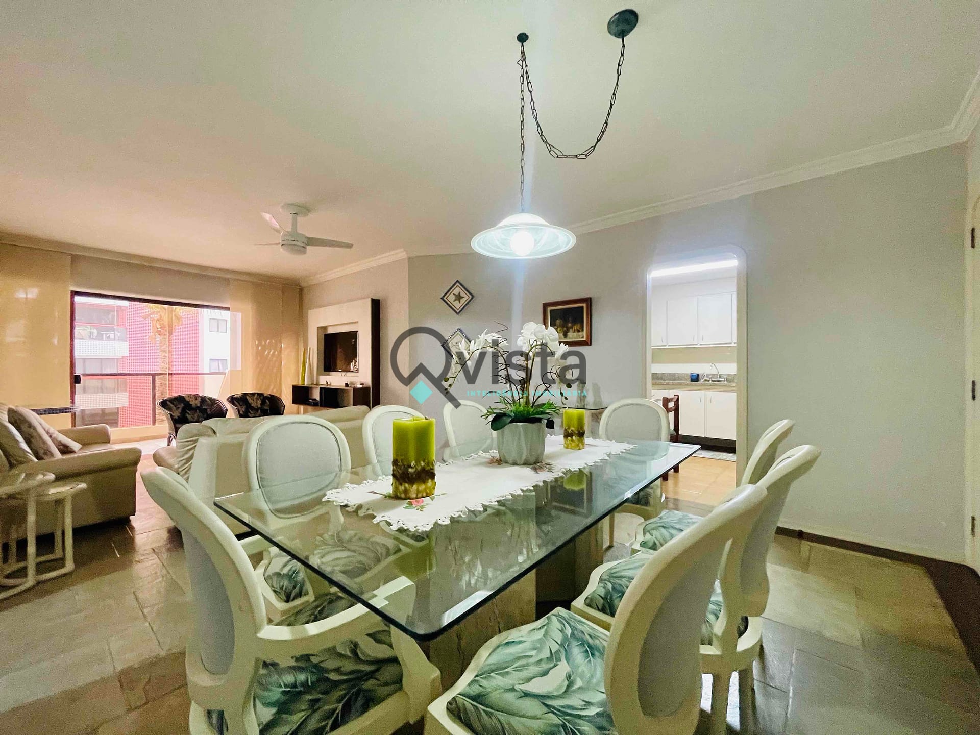 Apartamento à venda com 3 quartos, 109m² - Foto 1