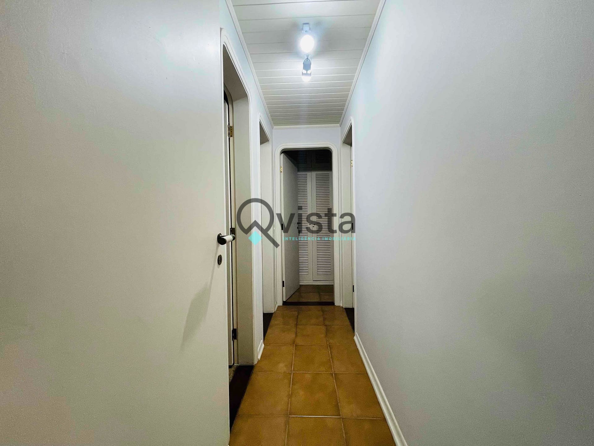 Apartamento à venda com 3 quartos, 109m² - Foto 9