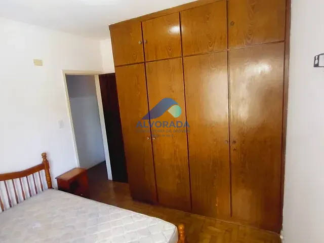 Apartamento 3 quartos e 2 banheiros, à venda ou para alugar, no bairro Jardim São Dimas em São José dos Campos