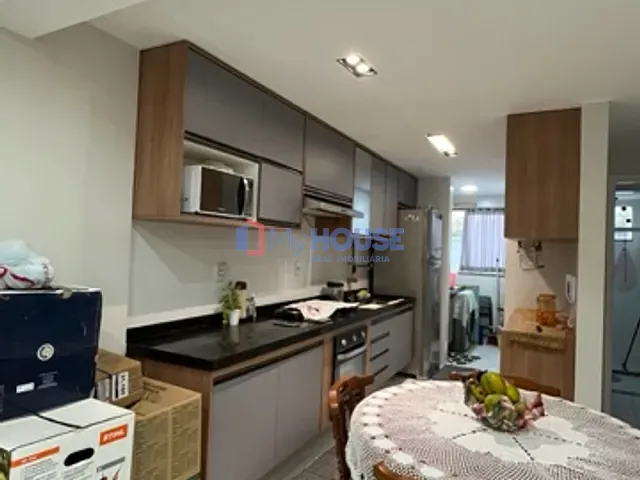Apartamento 2 quartos e 2 banheiros, à venda, no bairro Nossa Senhora da Vitória em Ilhéus