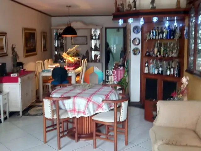 Apartamento com 133m² 3 quartos e 4 banheiros, à venda, no bairro Laranjeiras em Rio de Janeiro