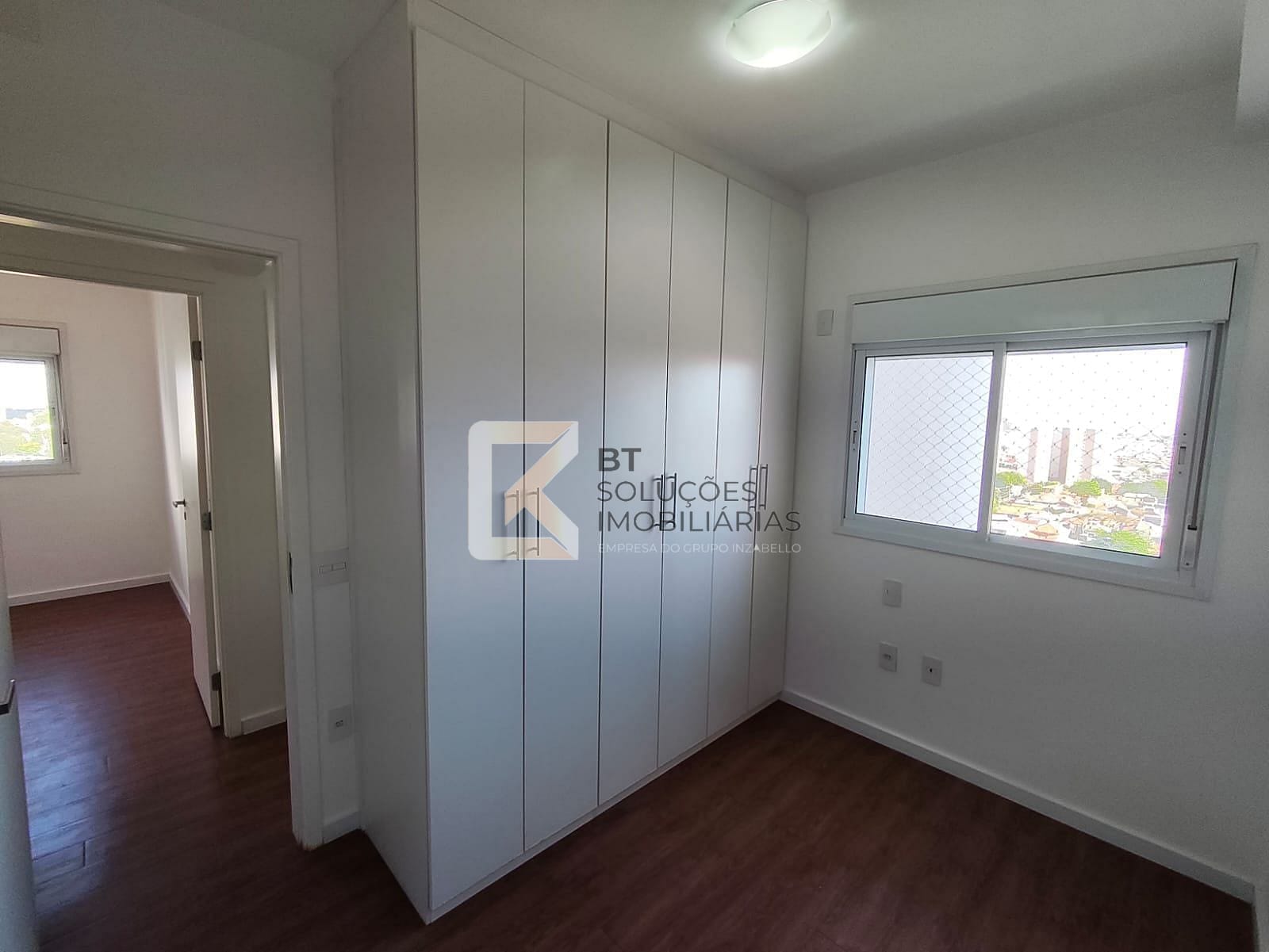Apartamento para alugar com 3 quartos, 98m² - Foto 12