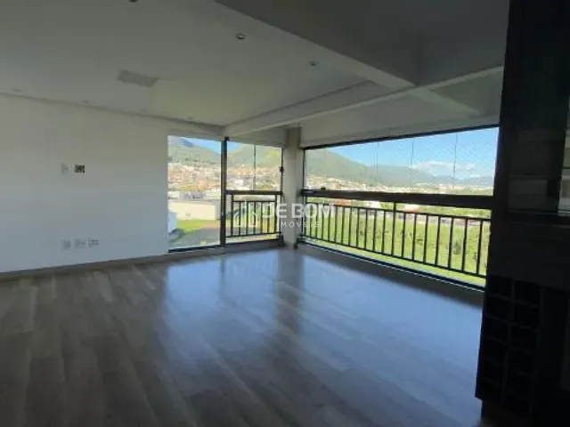 Apartamento com 160m² 3 quartos e 3 banheiros, para alugar, no bairro Jardim Elvira Dias em Poços de Caldas